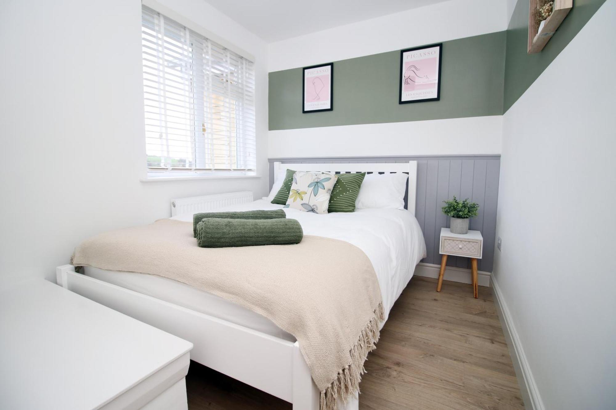 Stylish Home In Bath With Driveway Parking, 10Min From City Exteriér fotografie